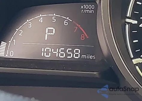 2017 Mazda Mazda3 Sport z USA, uszkodzony, nr VIN JM1BN1U7XH1102600